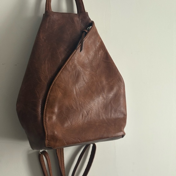 Brown Leather Backpack - Picture 4 of 6